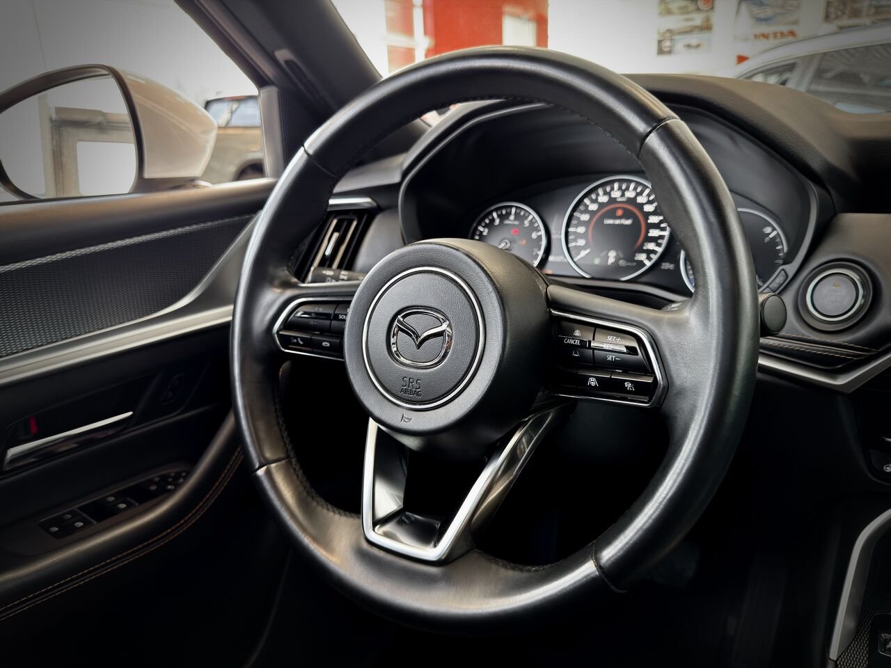 2024 Mazda CX-90 hybride léger White Notre-Dame-des-Prairies - photo #26