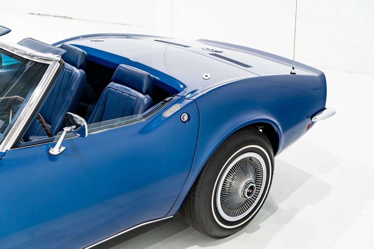 Chevrolet Corvette *PRIX EN USD* Matching numbers Top flight with extensive documentation 1968 Bleu Montréal - photo #51
