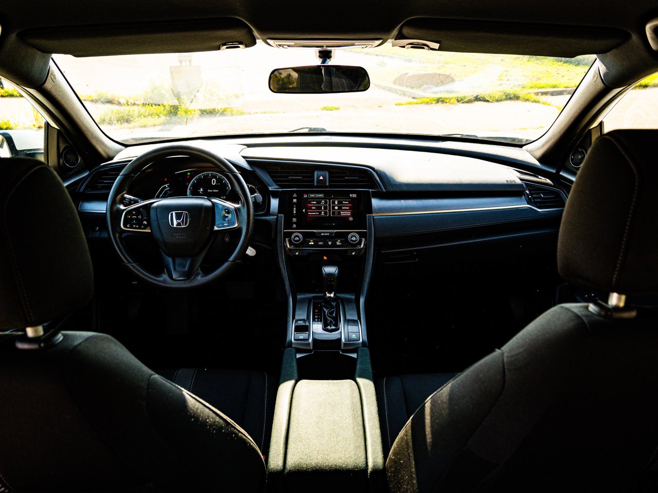 2018 Honda Civic Hatchback LX CVT White Sherwood Park - photo #24