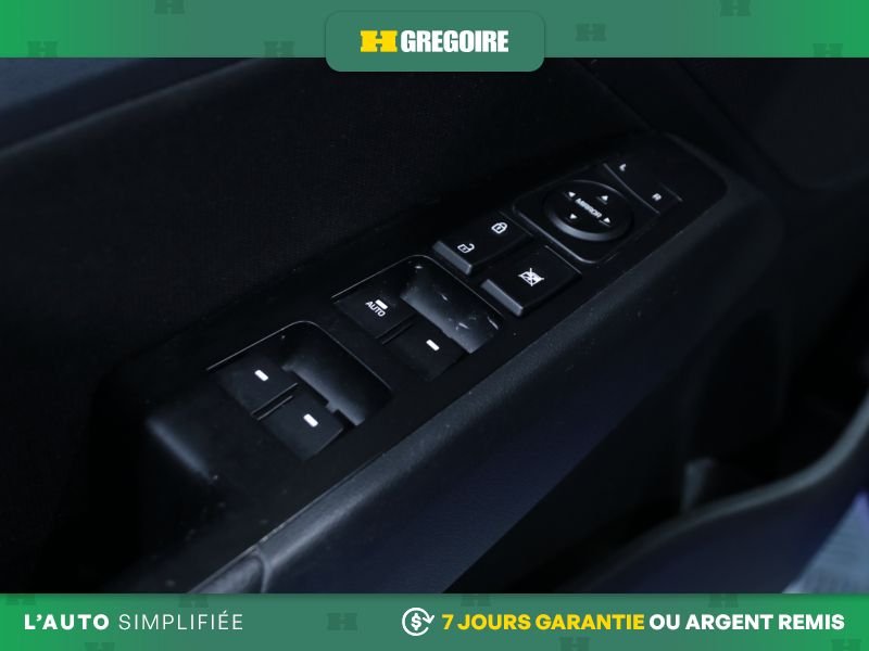 Hyundai Elantra 821469 | Preferred AUTO AC MAGS CAM RECULE BLUETOOTH 2020 Bleu Laval - photo #13