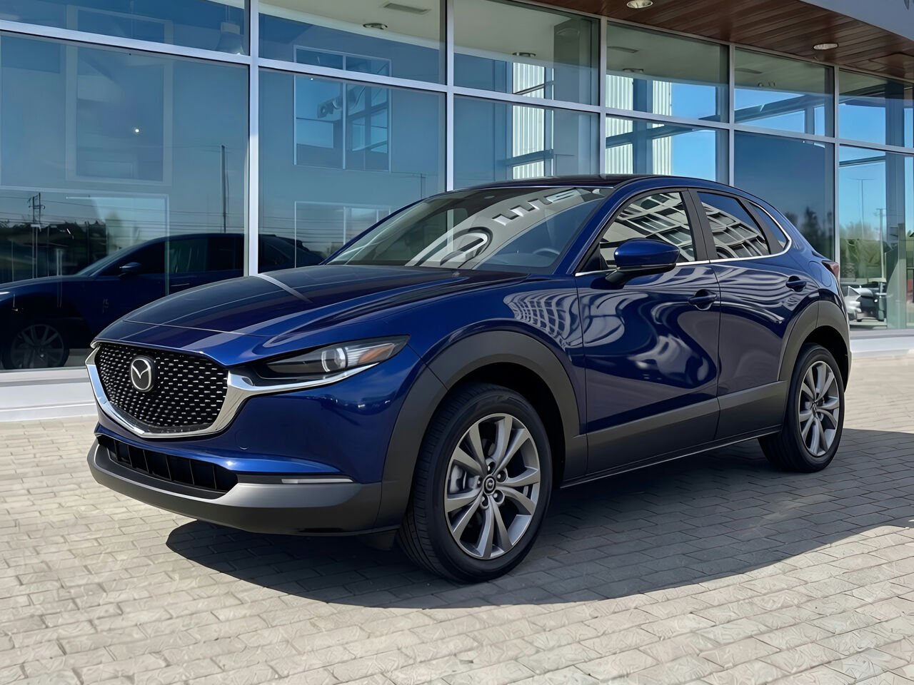 MAZDA CX-30 2026 Bleu cristal foncé mica Notre-Dame-des-Prairies - photo #2