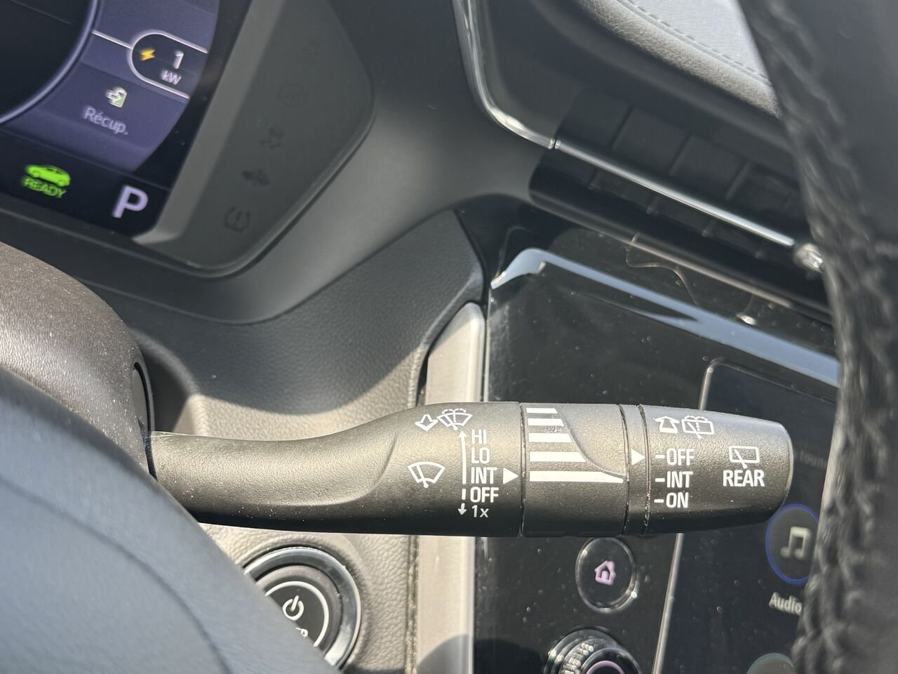Chevrolet Bolt EUV LT 2023 Blanc Granby - photo #17