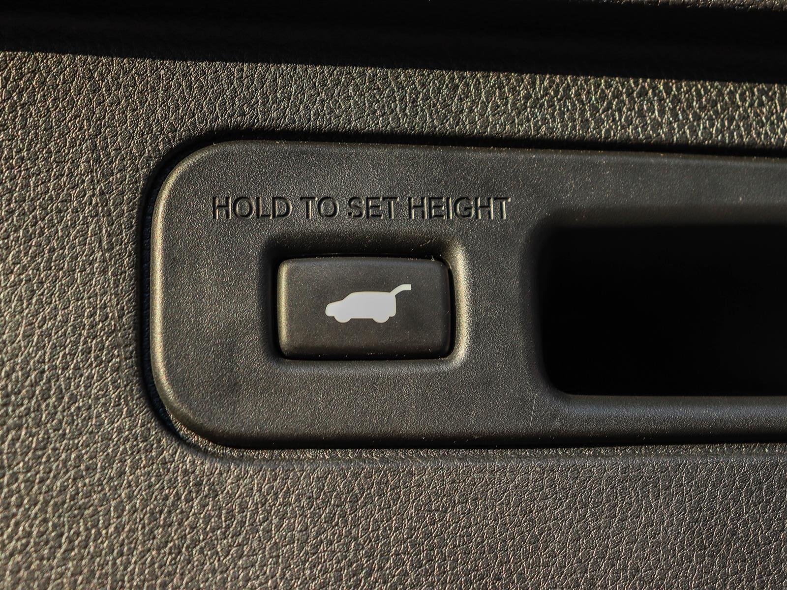 Honda Pilot Touring 2023 Black Ottawa & Gatineau - photo #20