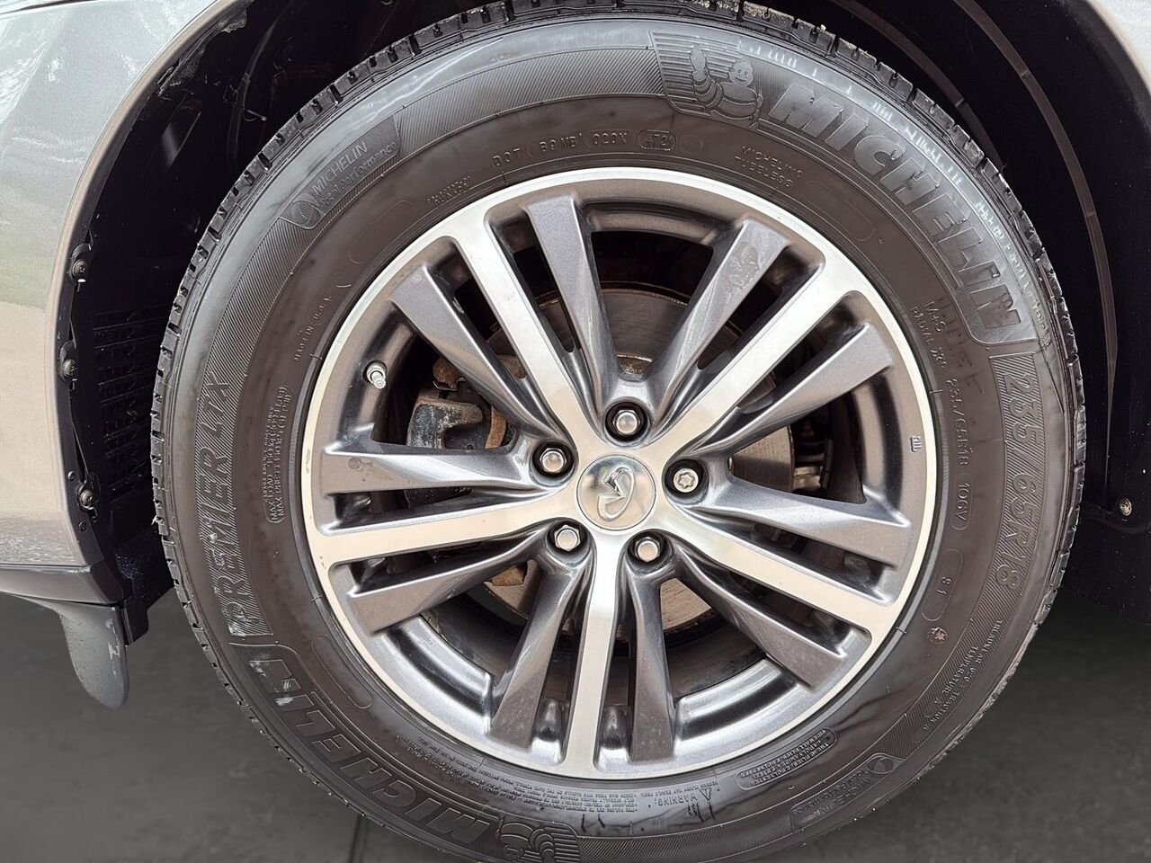 2019 INFINITI QX60 ESSENTIEL Grey Saint-Hyacinthe - photo #6