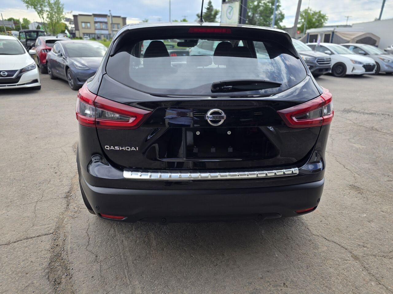 2022 Nissan Qashqai Black  - photo #4