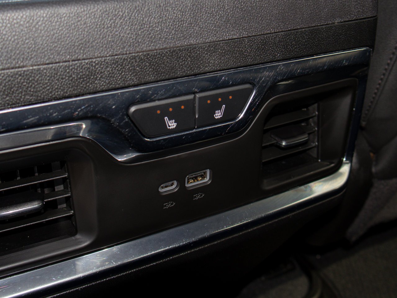 2024 Chevrolet Silverado 2500HD 4WD Crew Cab 159 LTZ Black Sherwood Park - photo #35
