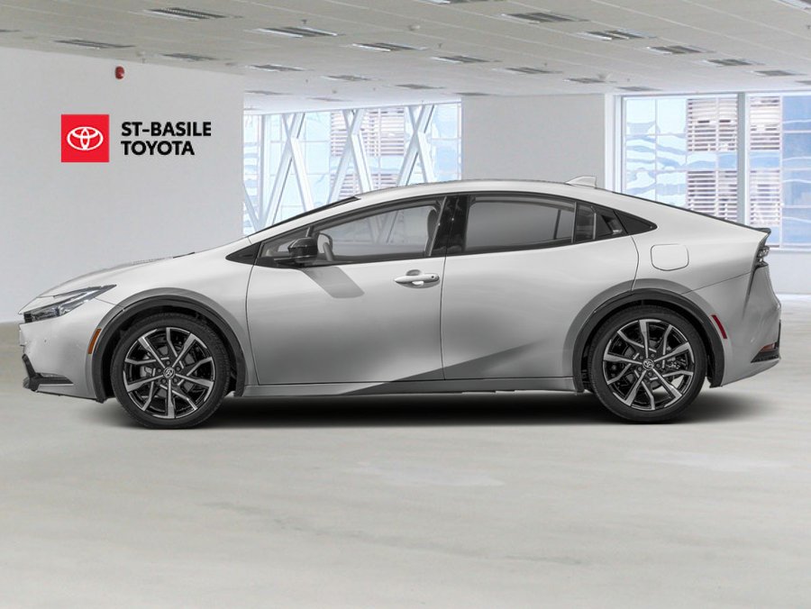 2027 TOYOTA Prius Plug-In Hybrid 2027 Cutting Edge Silver
