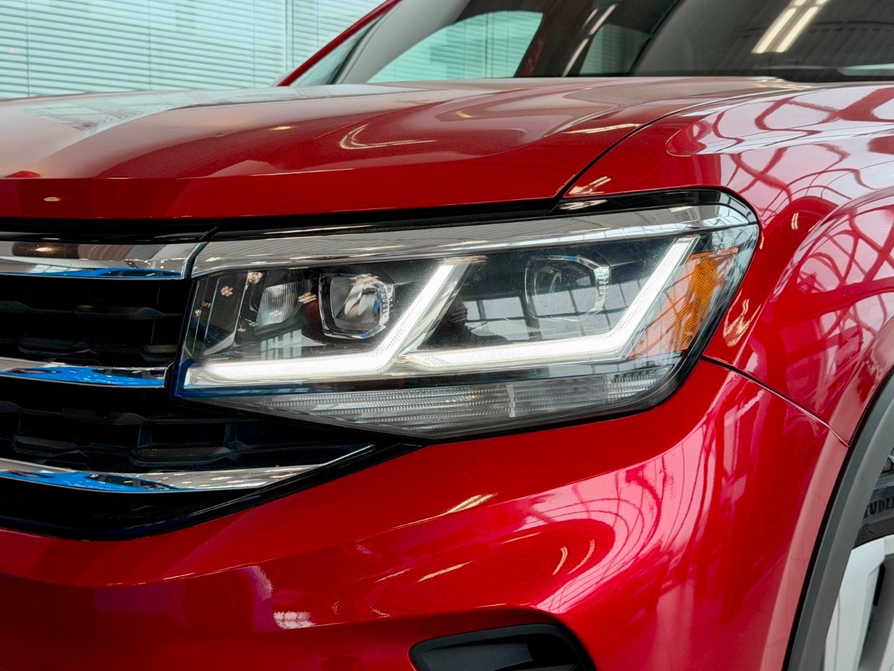 Volkswagen Atlas Cross Sport 2021 Rouge Notre-Dame-des-Prairies - photo #4