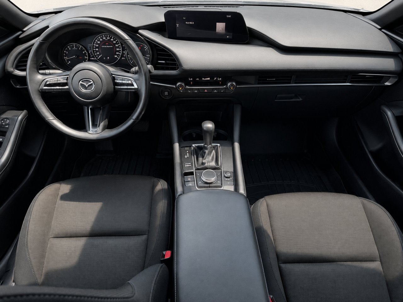 Mazda Mazda3 Sport GS 2023 Gris Châteauguay - photo #6