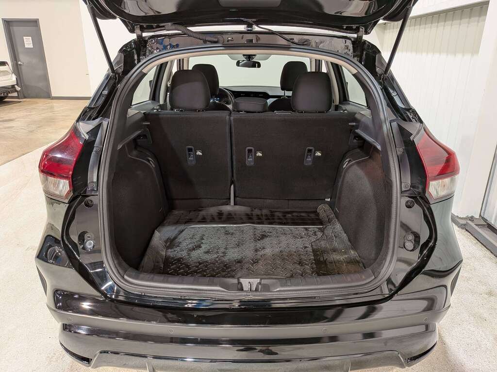 2024 Nissan Kicks SV FWD Black Val-David - photo #8