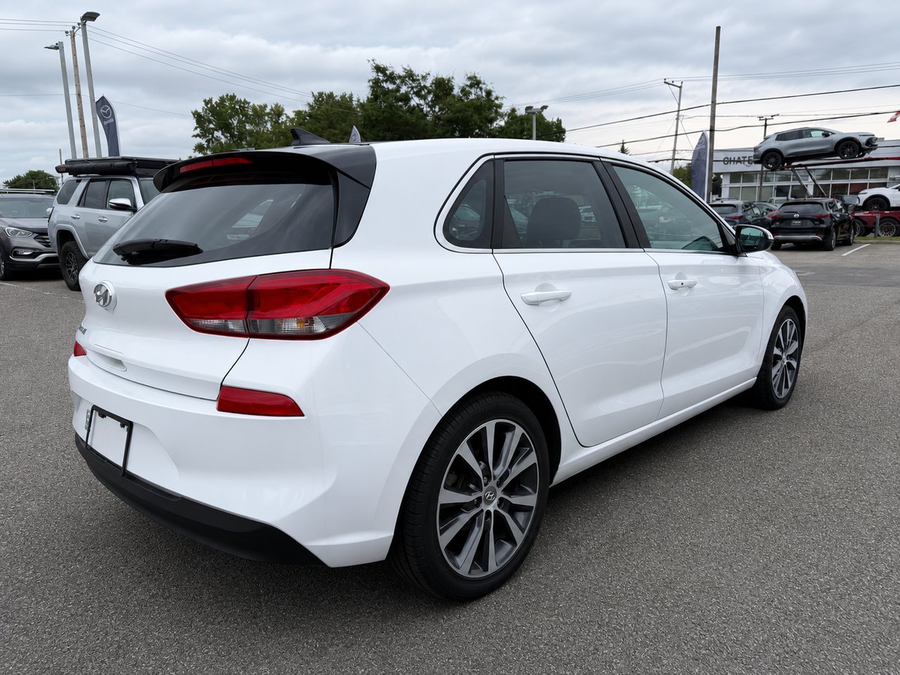 2020 HYUNDAI ELANTRA GT Luxury White Châteauguay - photo #4