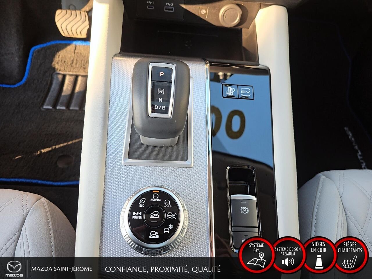 Mitsubishi Outlander GT Premium HYBRIDE RECHARGEABLE | 7 PASSAGERS | TOIT PANO | CUIR | AWD 2024 Rouge Saint-Jérôme - photo #19