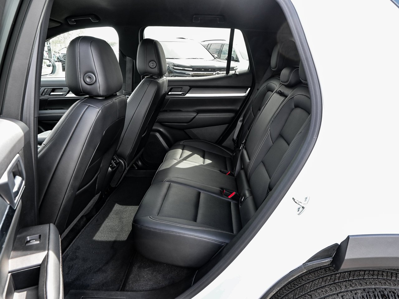 2026 GMC Terrain AWD 4dr Elevation White Sherwood Park - photo #29