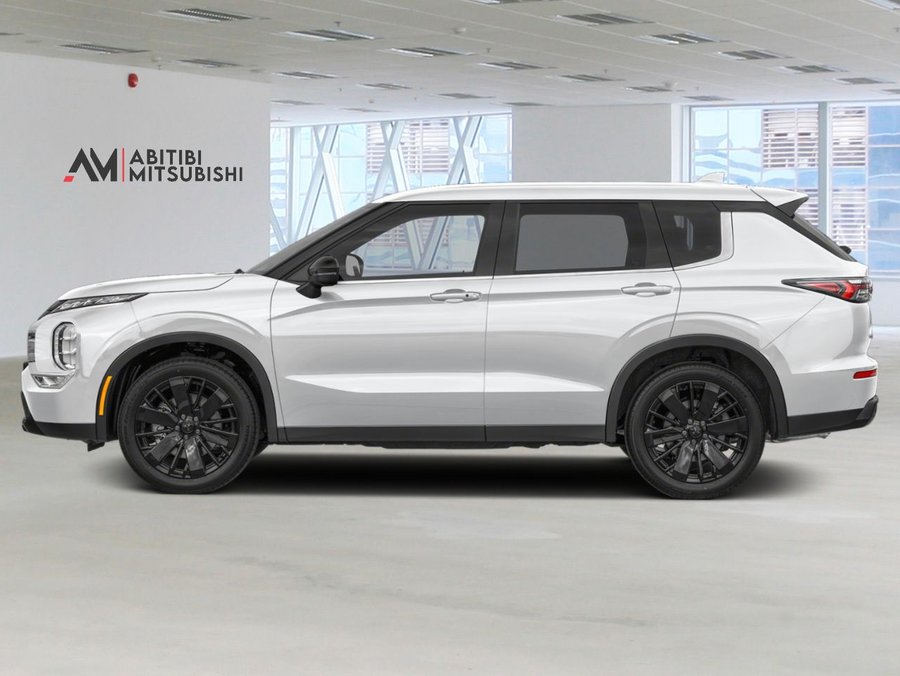 MITSUBISHI Outlander LE S-AWC (PREMIUM PAINT) 2026 Blanc diamant