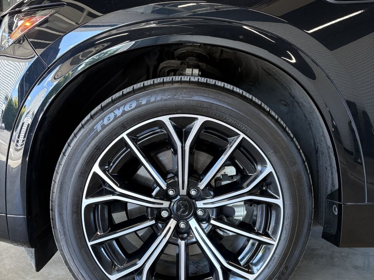 2026 MAZDA CX-70 MHEV Signature TI Jet Black Mica Châteauguay - photo #4