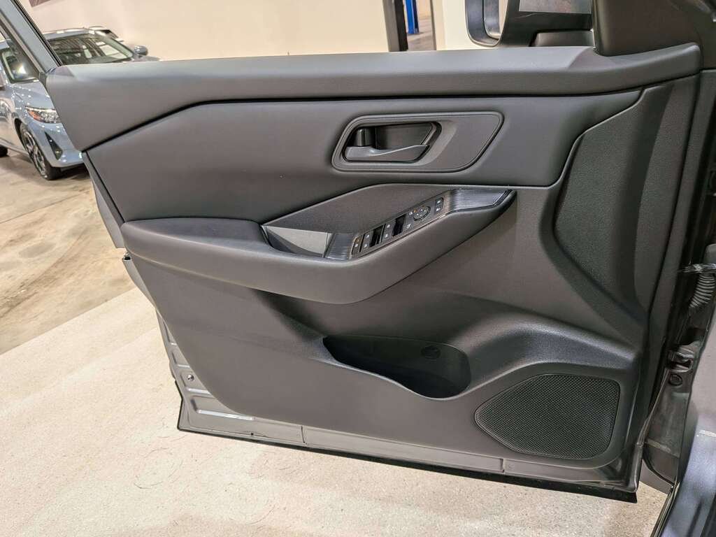 Nissan Rogue AWD S 2024 Gris Val-David - photo #32