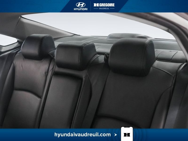 2016 Honda Civic White Laval - photo #20