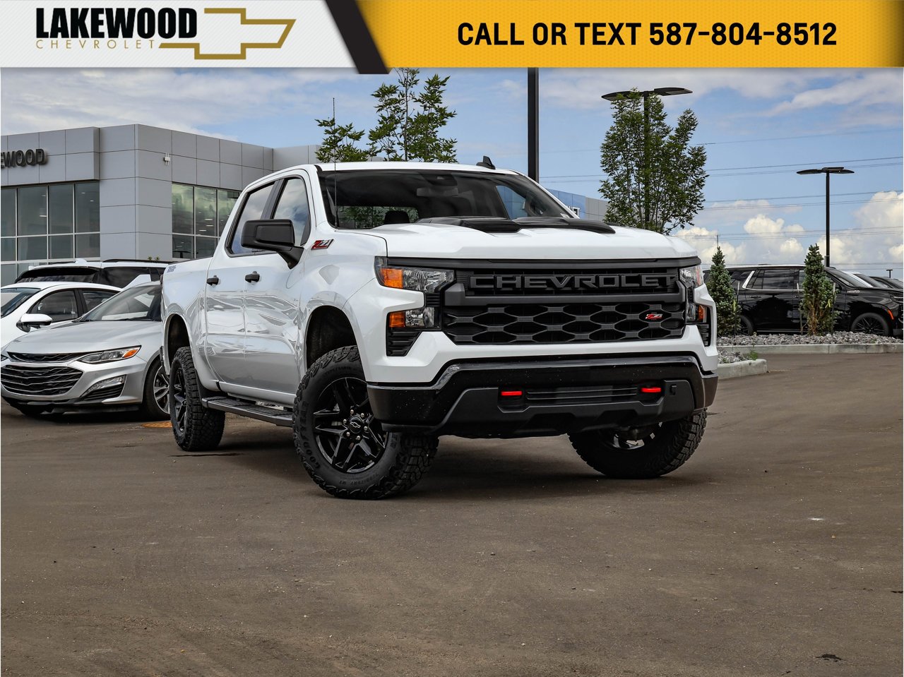 2025 Chevrolet Silverado 1500 4WD Crew Cab 147 Custom Trail Boss White Sherwood Park - photo #0