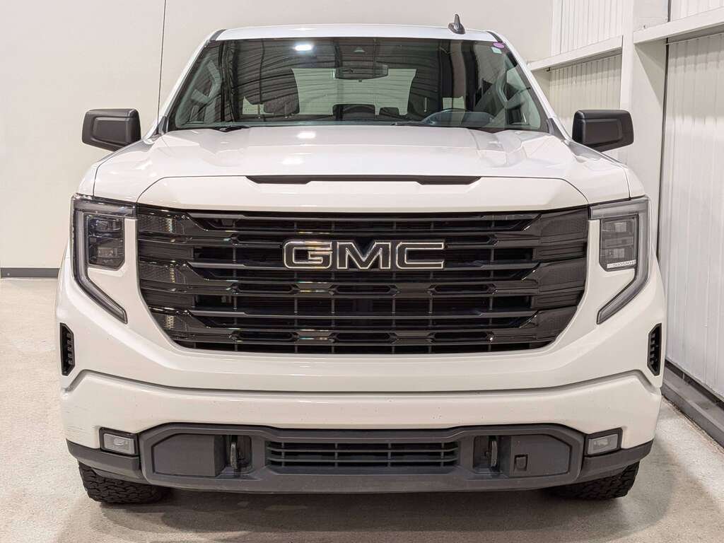 2024 GMC Sierra 1500 4WD Crew Cab 157" Elevation White Val-David - photo #3