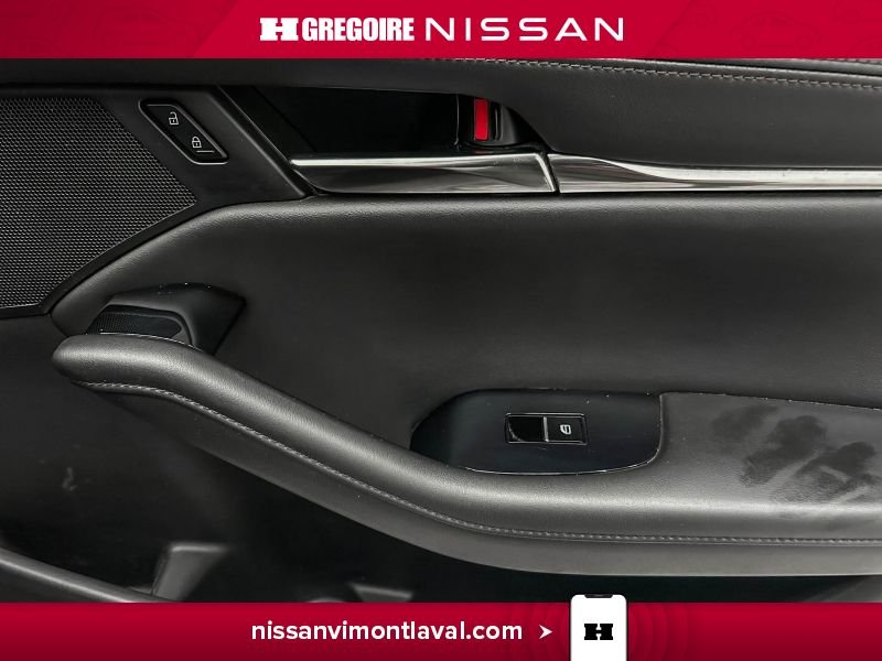 2022 Mazda 3 Black Laval - photo #11
