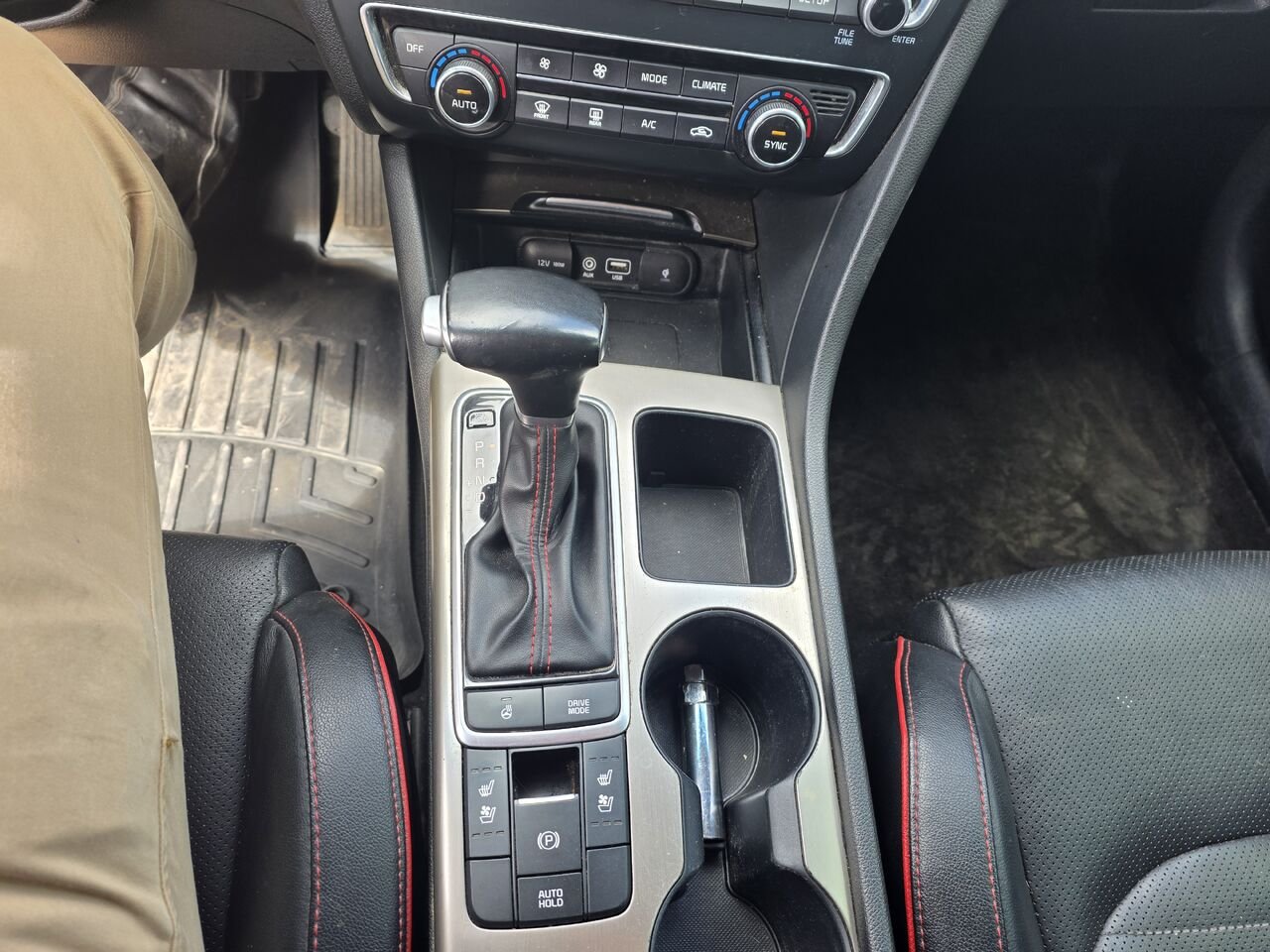 2019 Kia Optima Red  - photo #16