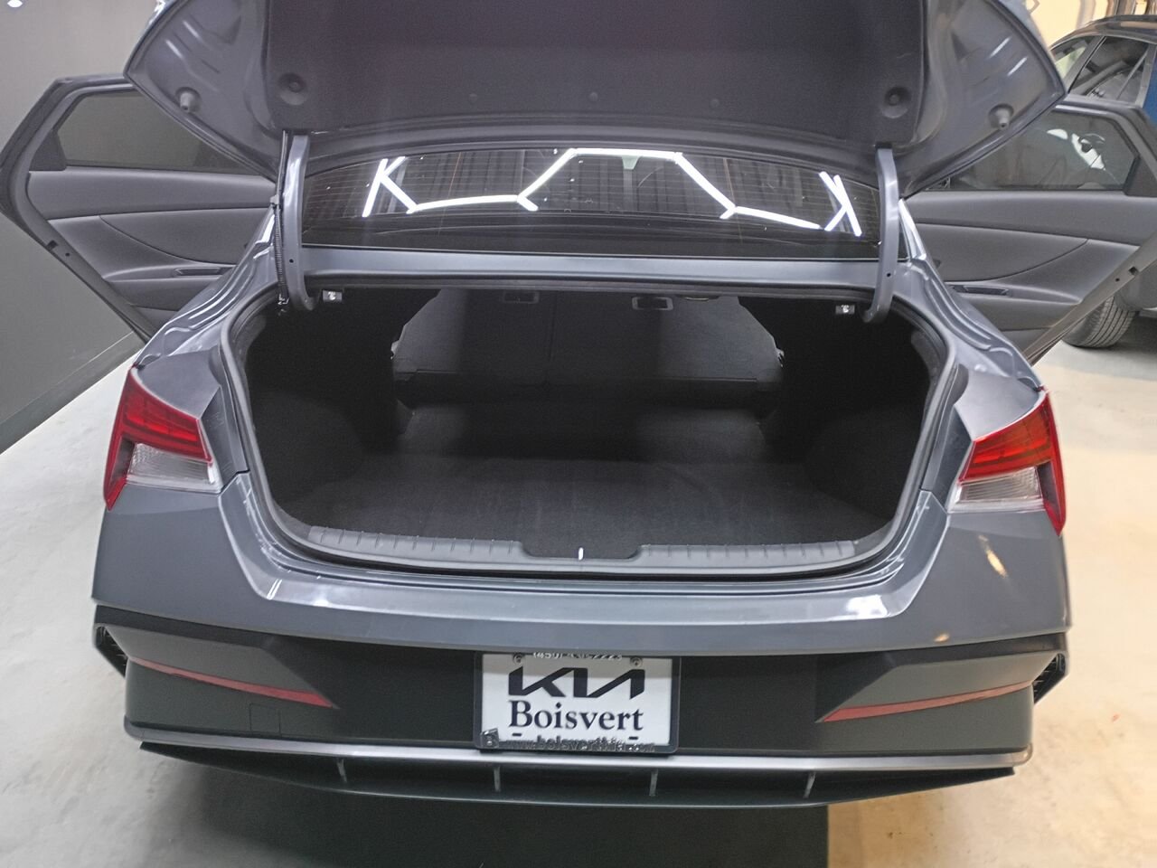 2025 Hyundai Elantra Hybrid Grey Blainville - photo #12