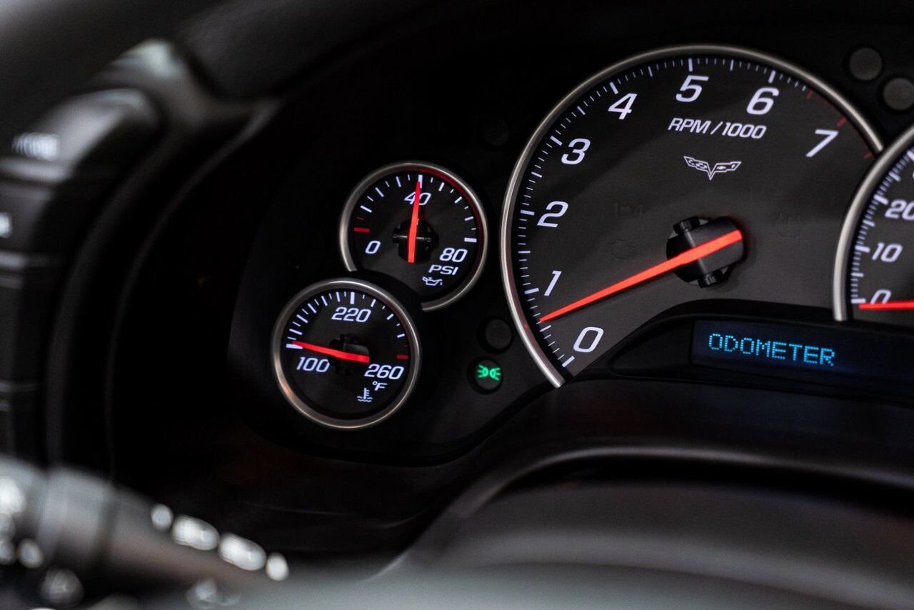 2008 Chevrolet Corvette PRIX EN USD | With Only 900km (563mi) From New With Window Sticker Yellow Montreal - photo #75