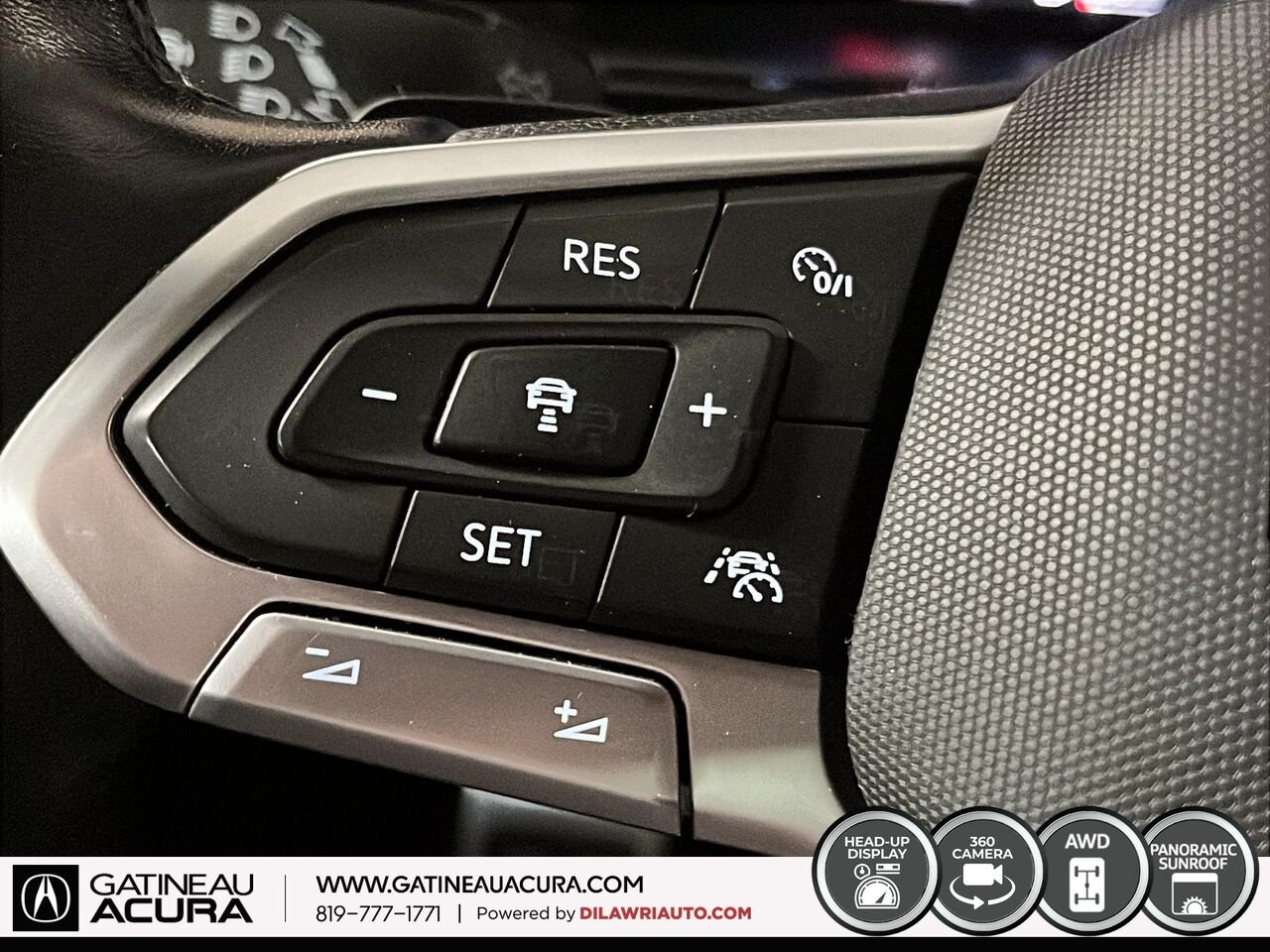 2024 Volkswagen Atlas Cross Sport 2.0 TSI Execline R-Line 4MOTION White Ottawa & Gatineau - photo #10