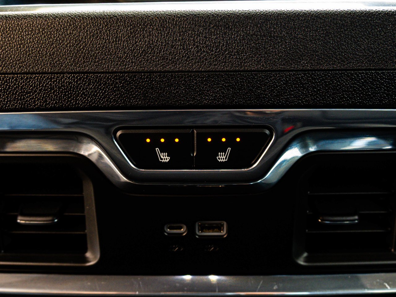 2024 Chevrolet Silverado 3500HD 4WD Crew Cab 159 High Country Black Sherwood Park - photo #23