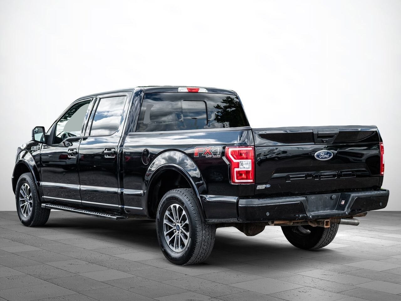 2019 Ford F-150 Black Sainte-Julienne - photo #4