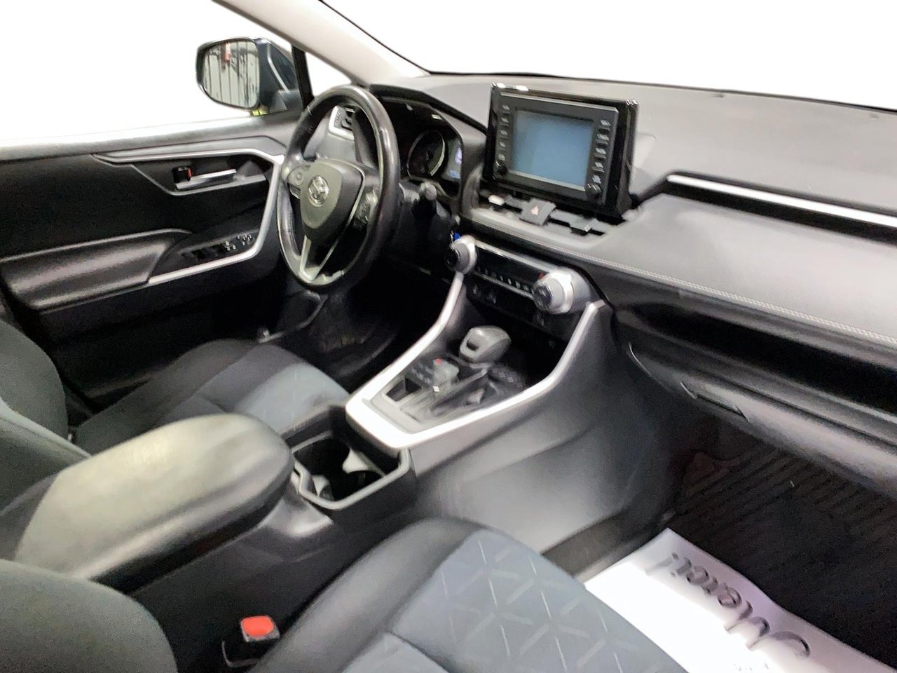 Toyota RAV4 NIV 2T3R1RFV8KW020913 2019 Gris Chicoutimi - photo #17