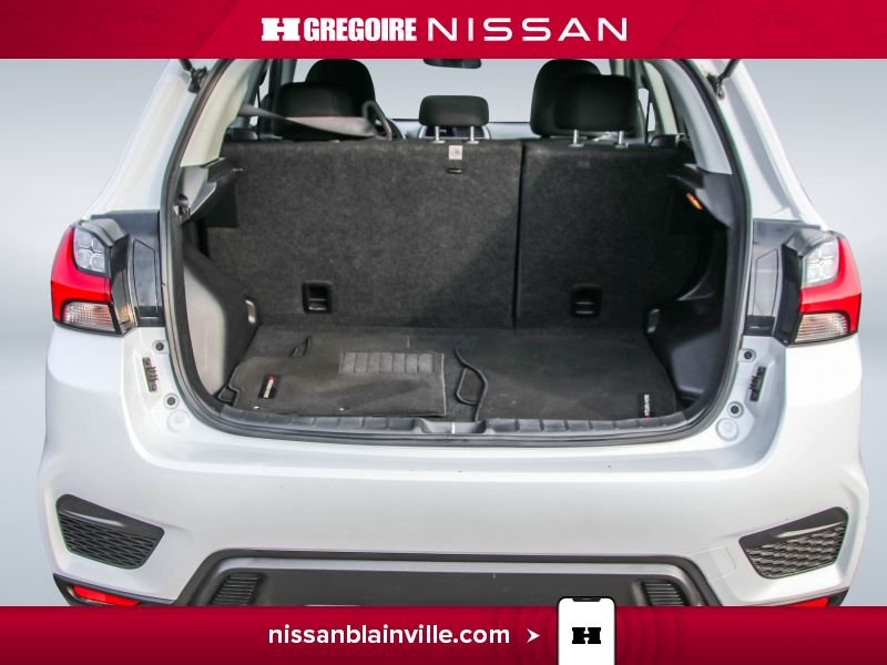 2022 Mitsubishi RVR White Saint-Eustache - photo #25