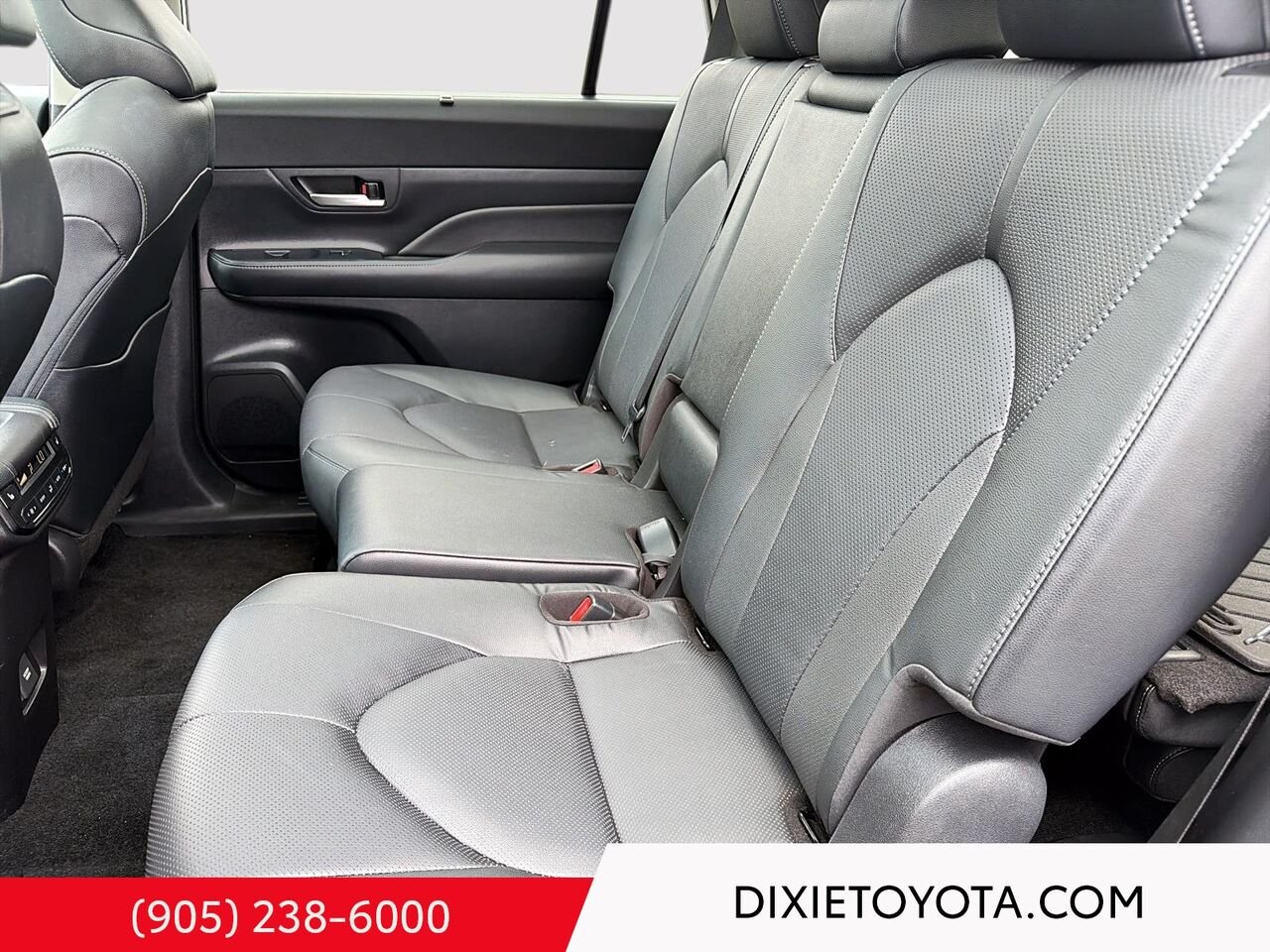 2025 Toyota Grand Highlander HYBRID LIMITED AWD / HEATED AND VENTILATED SEATS / MOONROOF / ALLOY WHEELS / CARPLAY AND ANDROID AUTO White Mississauga - photo #20