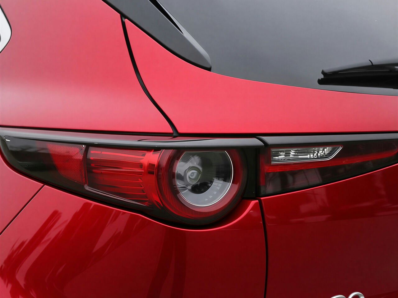 MAZDA CX-30 2026 Rouge vibrant cristal métallisé Notre-Dame-des-Prairies - photo #8