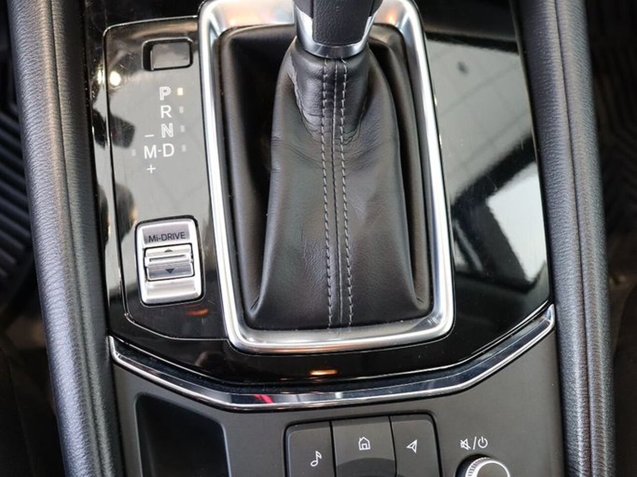 2024 Mazda CX-5 VIN JM3KFBBM0R0382019 White Chicoutimi - photo #19