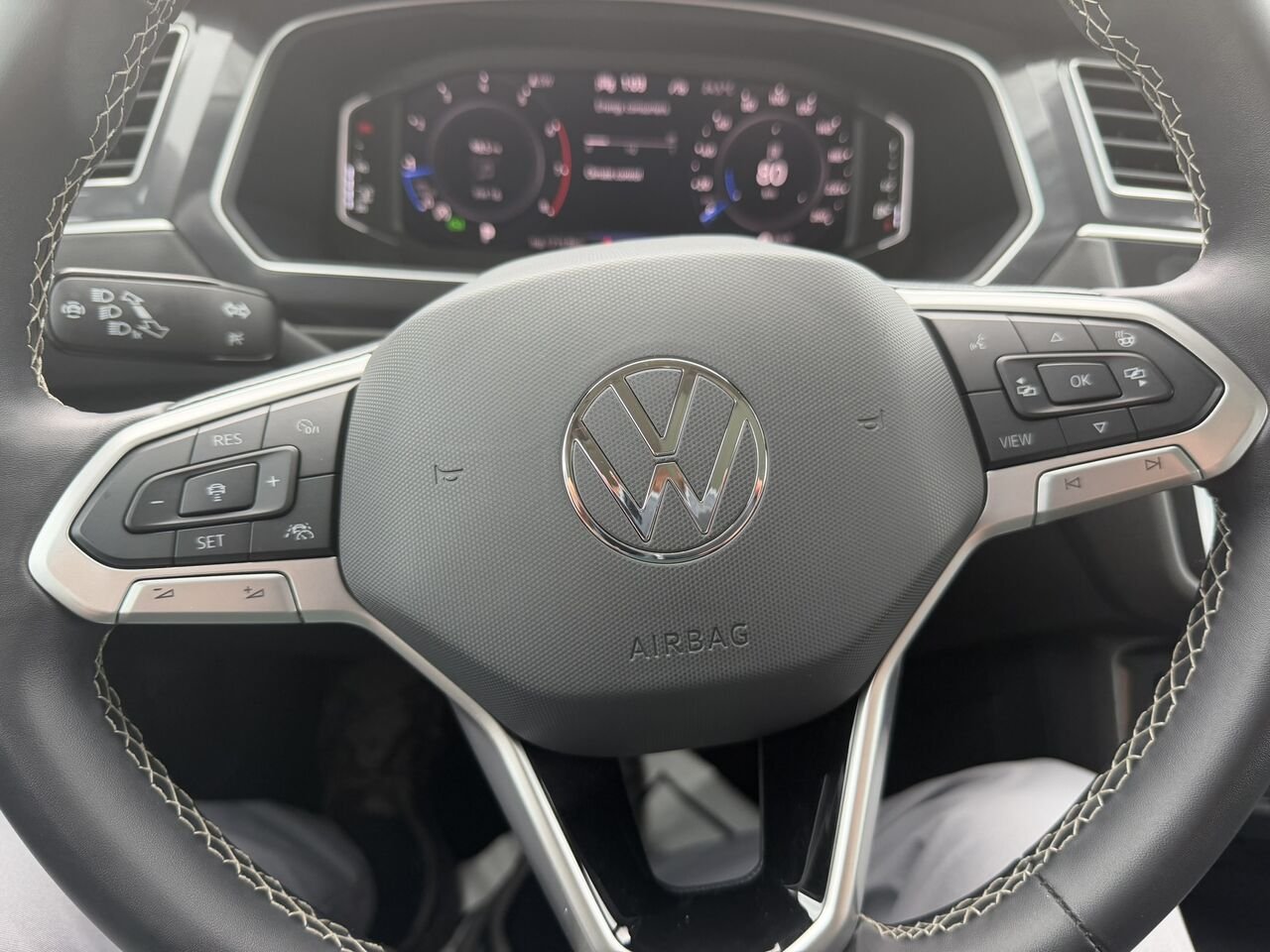 Volkswagen Tiguan Comfortline 4MOTION 2024 Blanc Laval - photo #26
