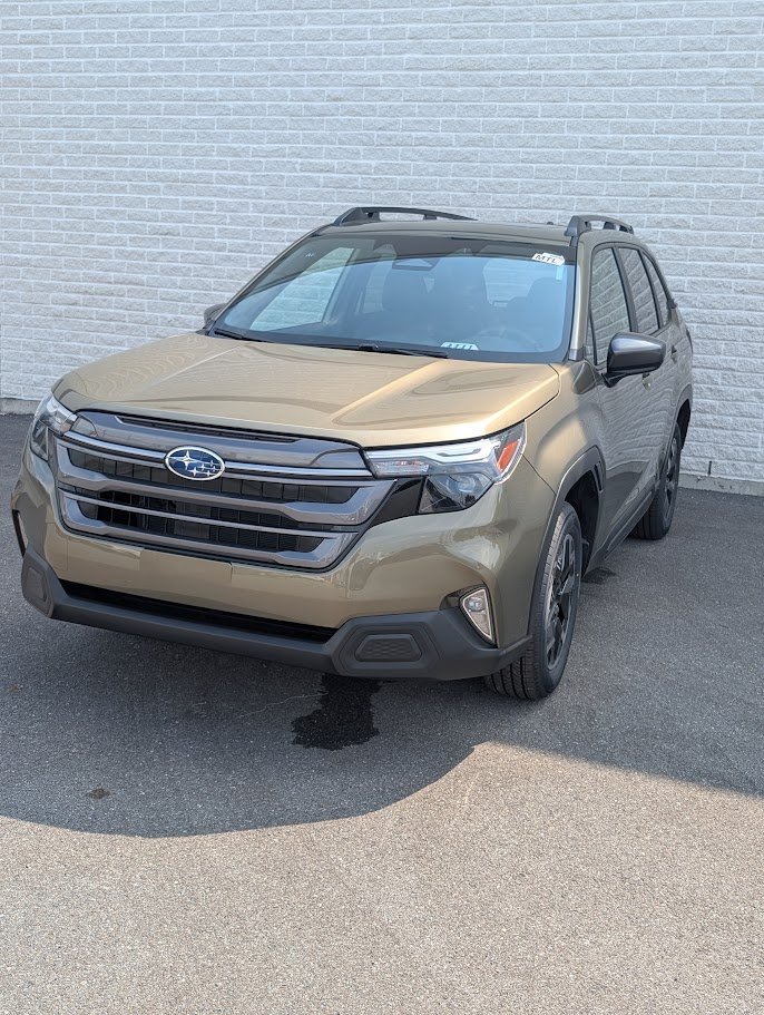 Subaru Forester Touring AWD 2026 Vert automne métallisé Saint-Hyacinthe - photo #0