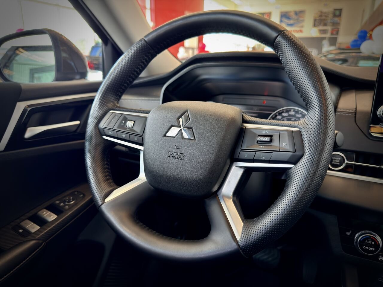 2024 Mitsubishi Outlander Bronze Notre-Dame-des-Prairies - photo #18