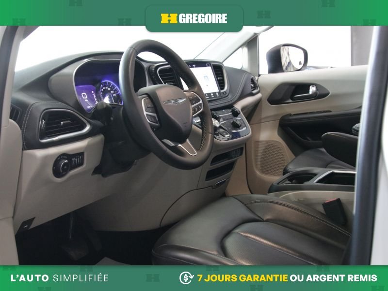 2023 Chrysler Pacifica White Saint-Eustache - photo #35