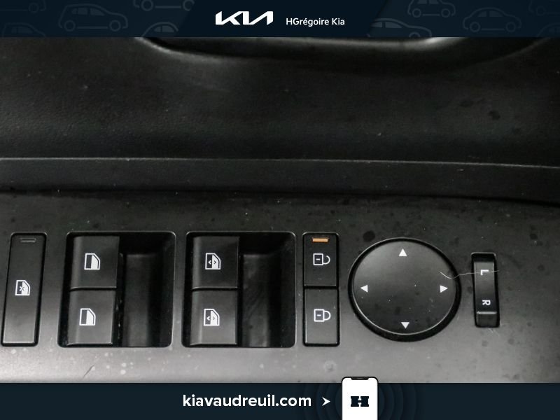 2024 Hyundai Kona Grey Blainville - photo #10