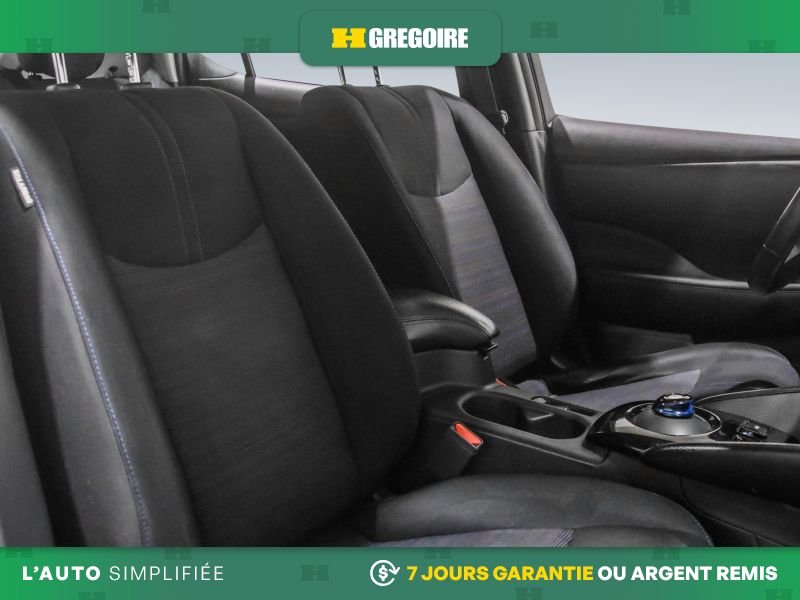 Nissan Leaf 2022 Blanc Laval - photo #27