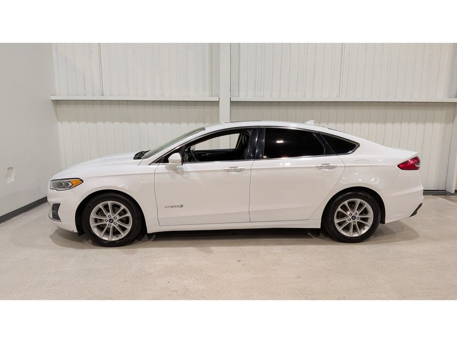 2019 Ford Fusion Hybrid White