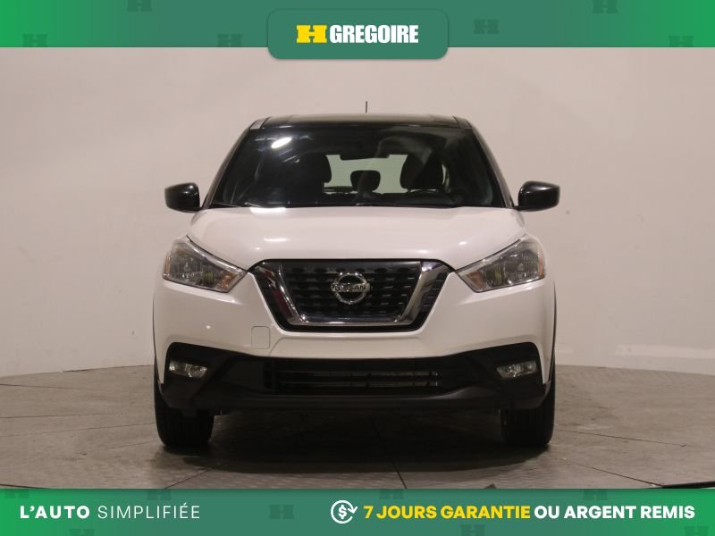 2019 Nissan Kicks White Laval - photo #1