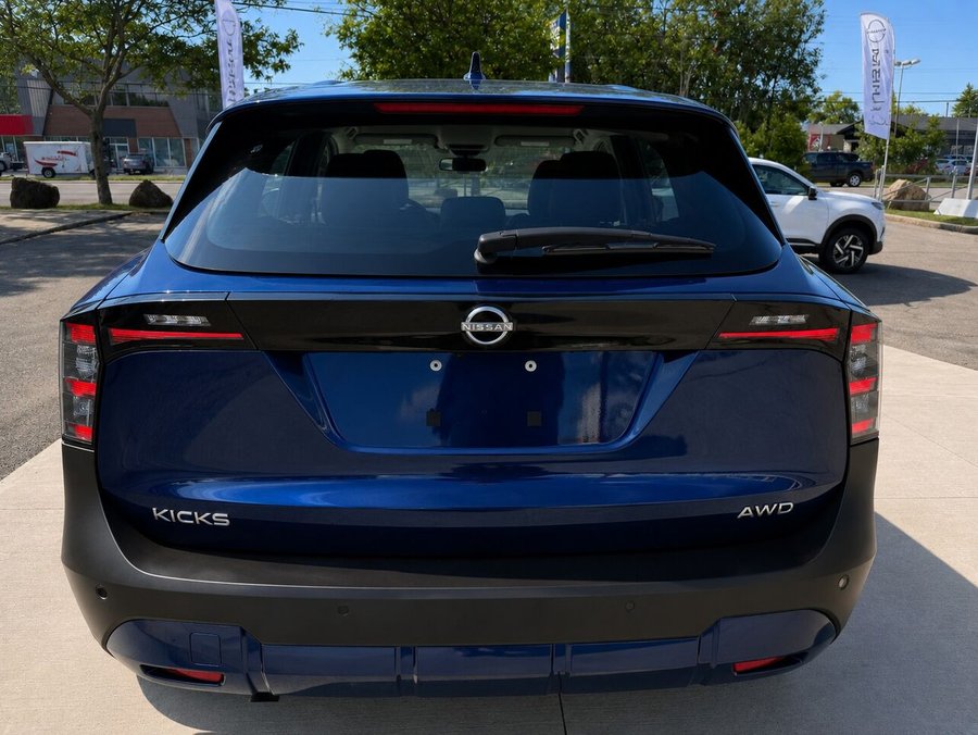 Nissan Kicks 2026 2026 Bleu foncé nacré