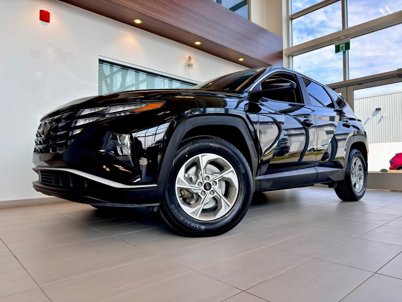 2022 Hyundai Tucson Black Notre-Dame-des-Prairies - photo #1