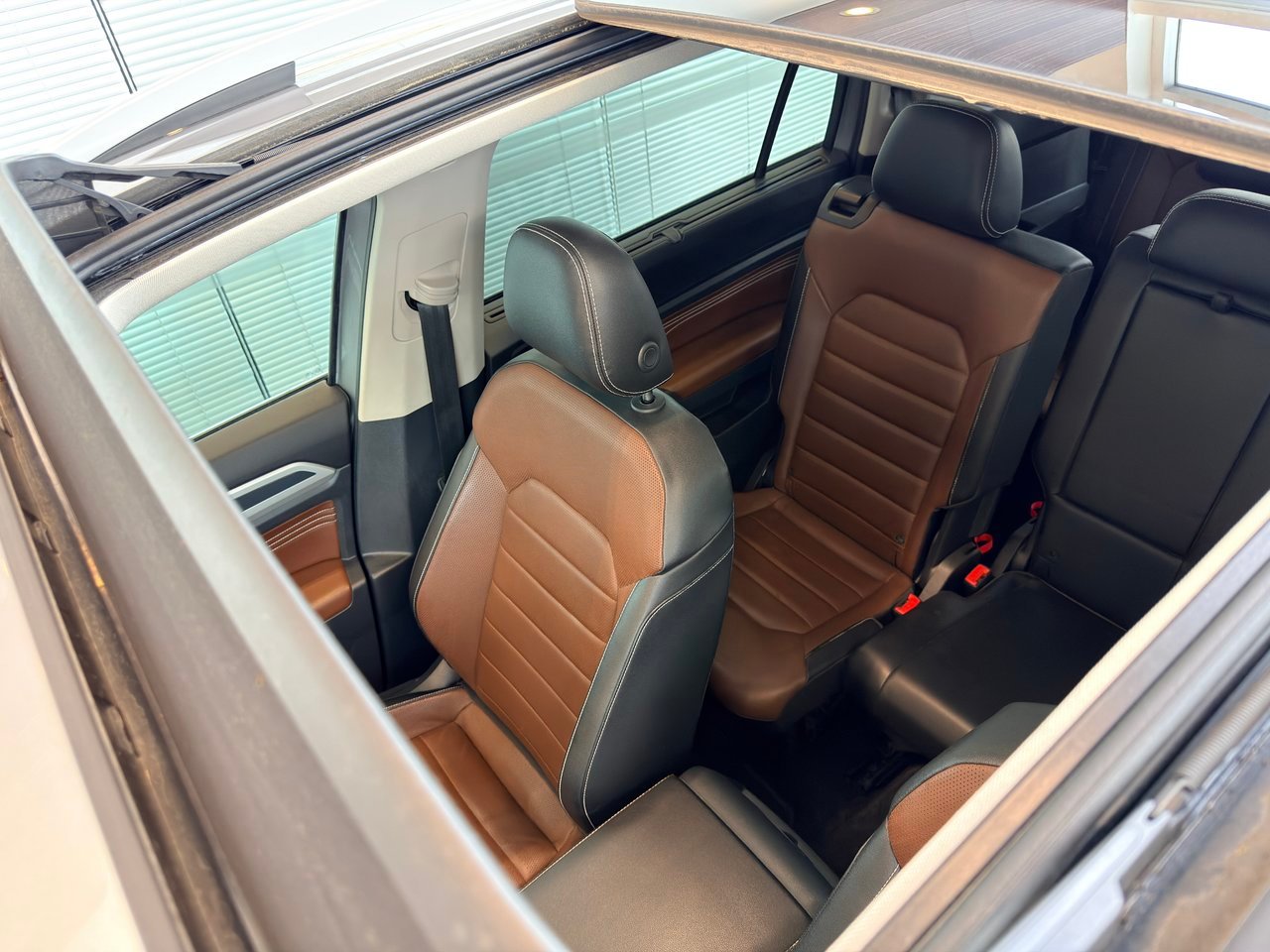 Volkswagen Atlas 2021 Gris Notre-Dame-des-Prairies - photo #5