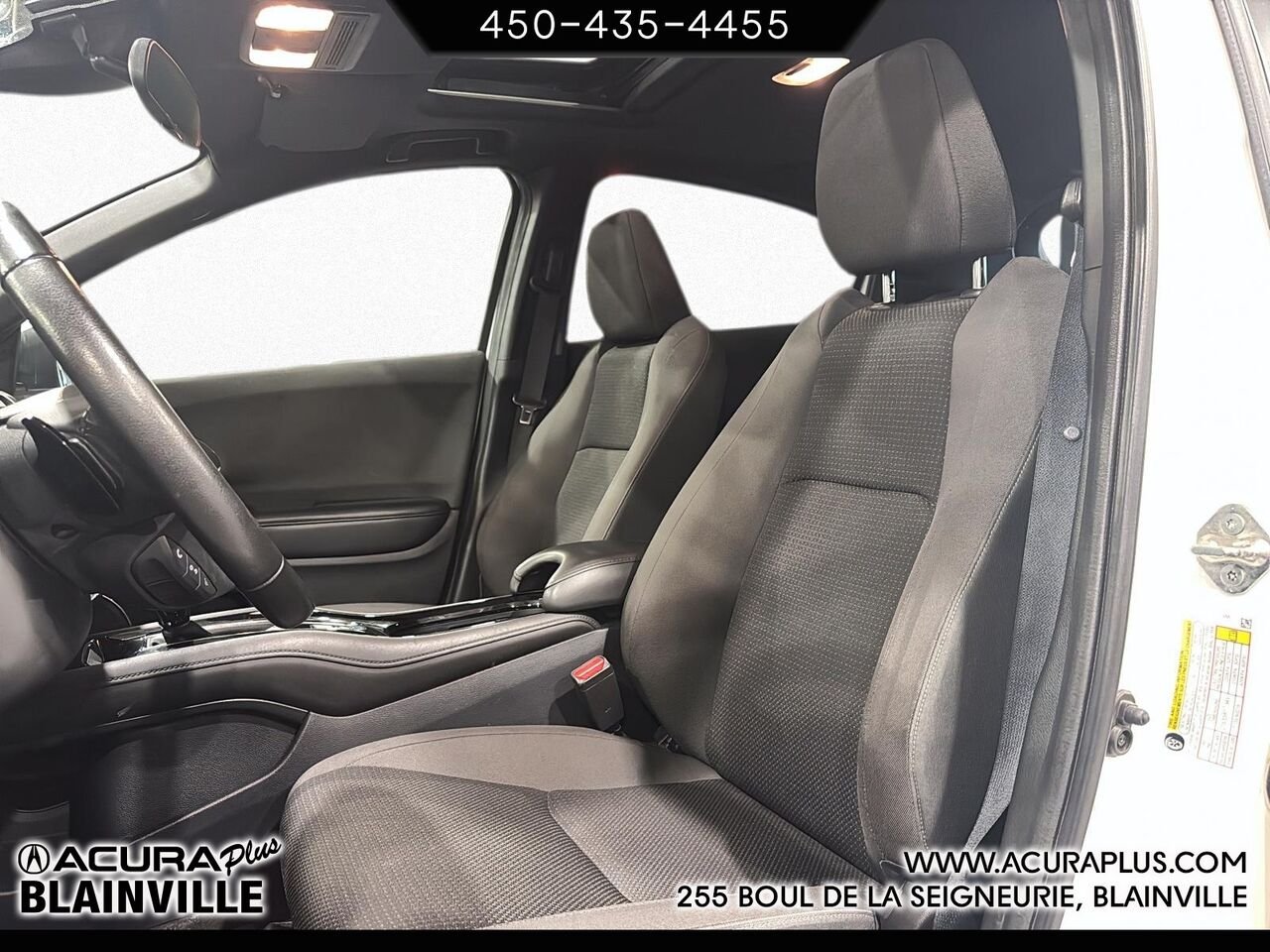 2019 Honda HR-V White Blainville - photo #7