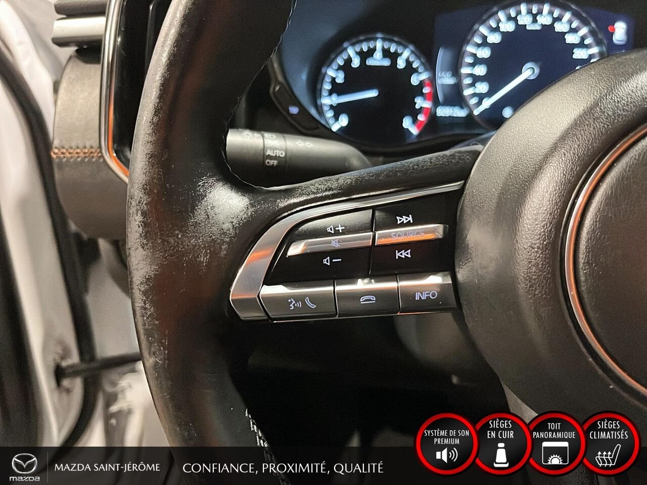 2023 Mazda CX-50 GT avec moteur turbo | TOIT PANORAMIQUE | ENSEMBLE DE REMORQUAGE | CUIR | AWD White Saint-Jérôme - photo #13