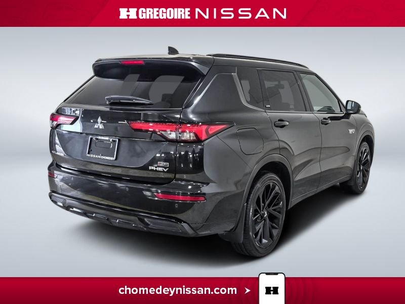 2024 Mitsubishi Outlander Black Saint-Eustache - photo #8
