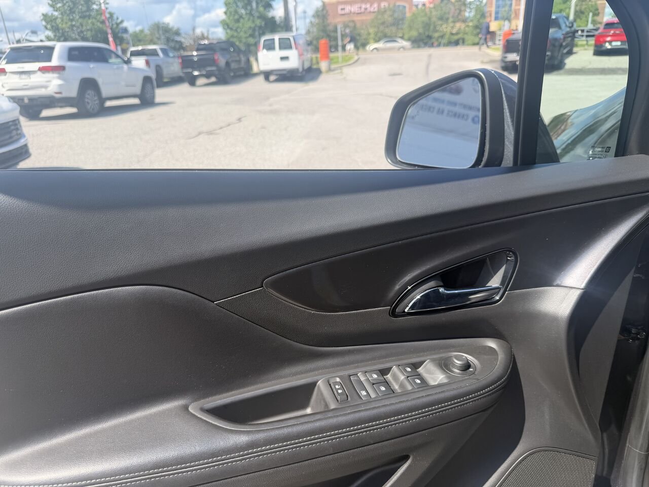 BUICK ENCORE SPORT TOURING Tourisme sport 4 portes TI 2018 Gris Ottawa & Gatineau - photo #9